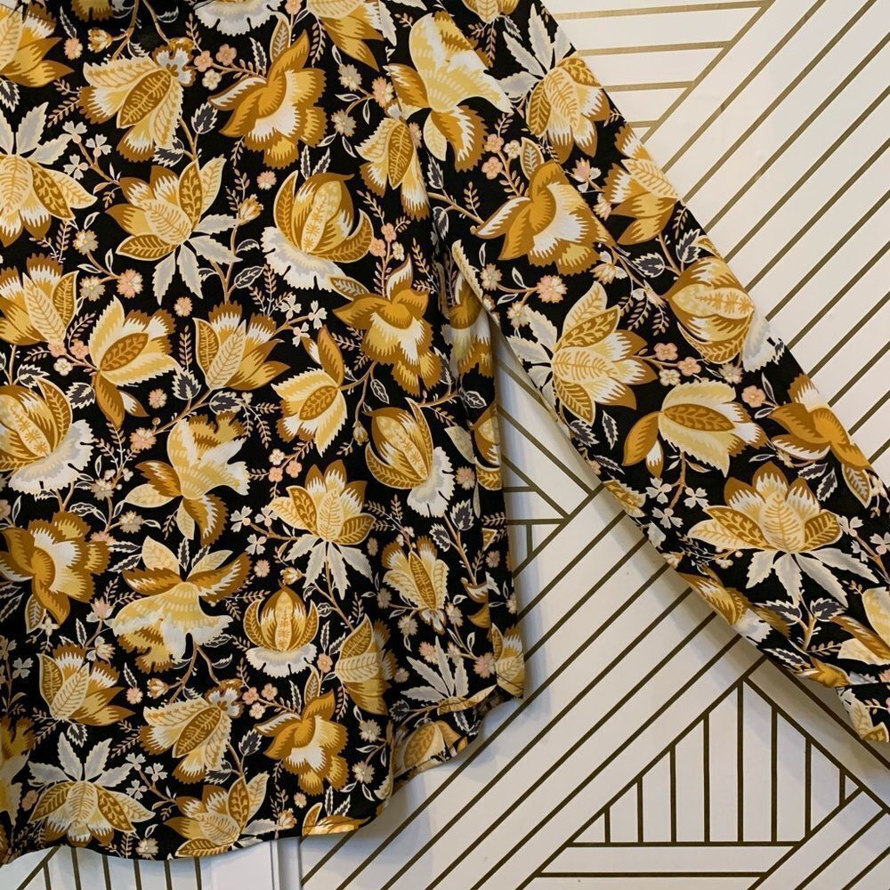 Loft Blouse - Picture 2 of 5